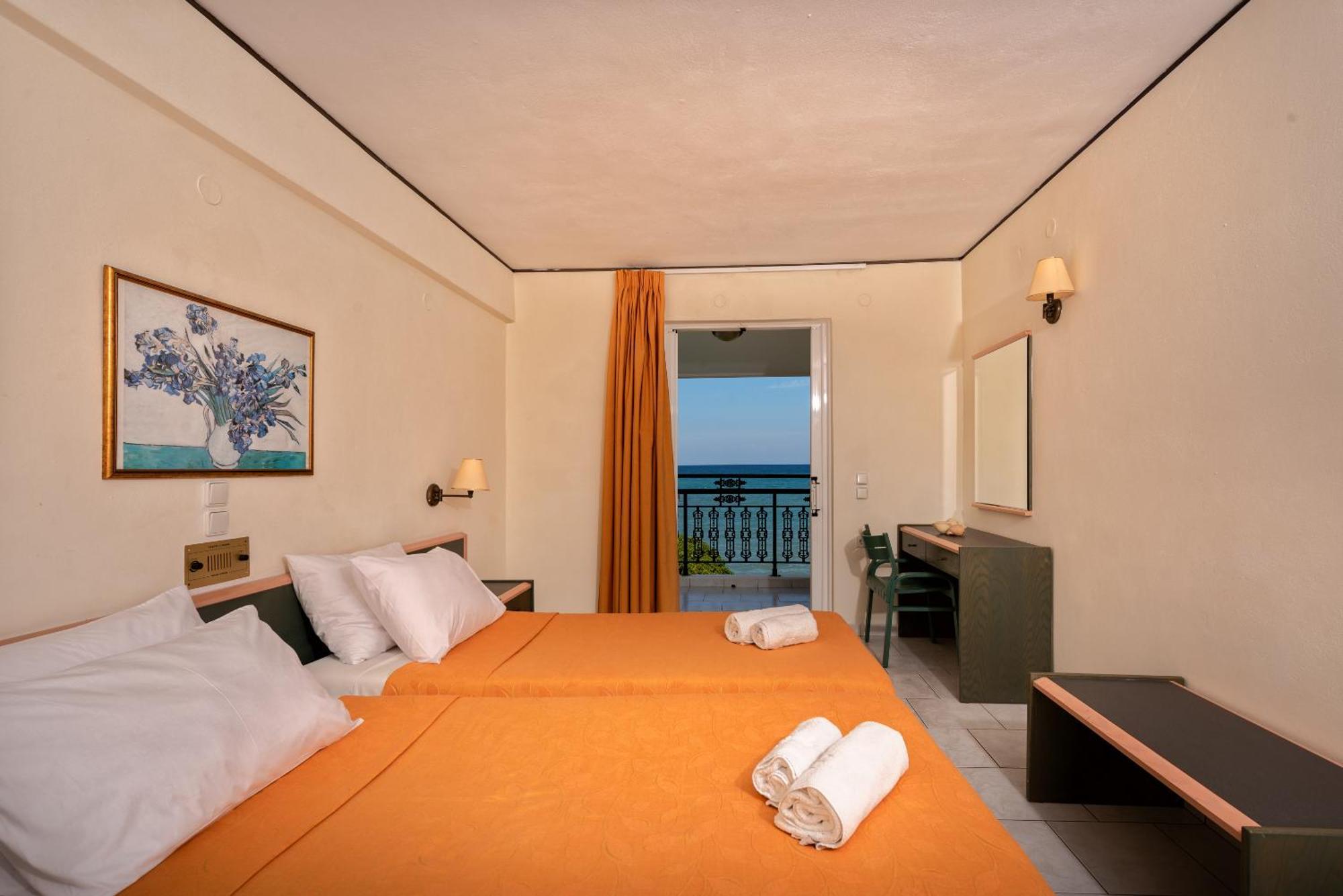 Hotel Porto Iliessa à Argassi Extérieur photo
