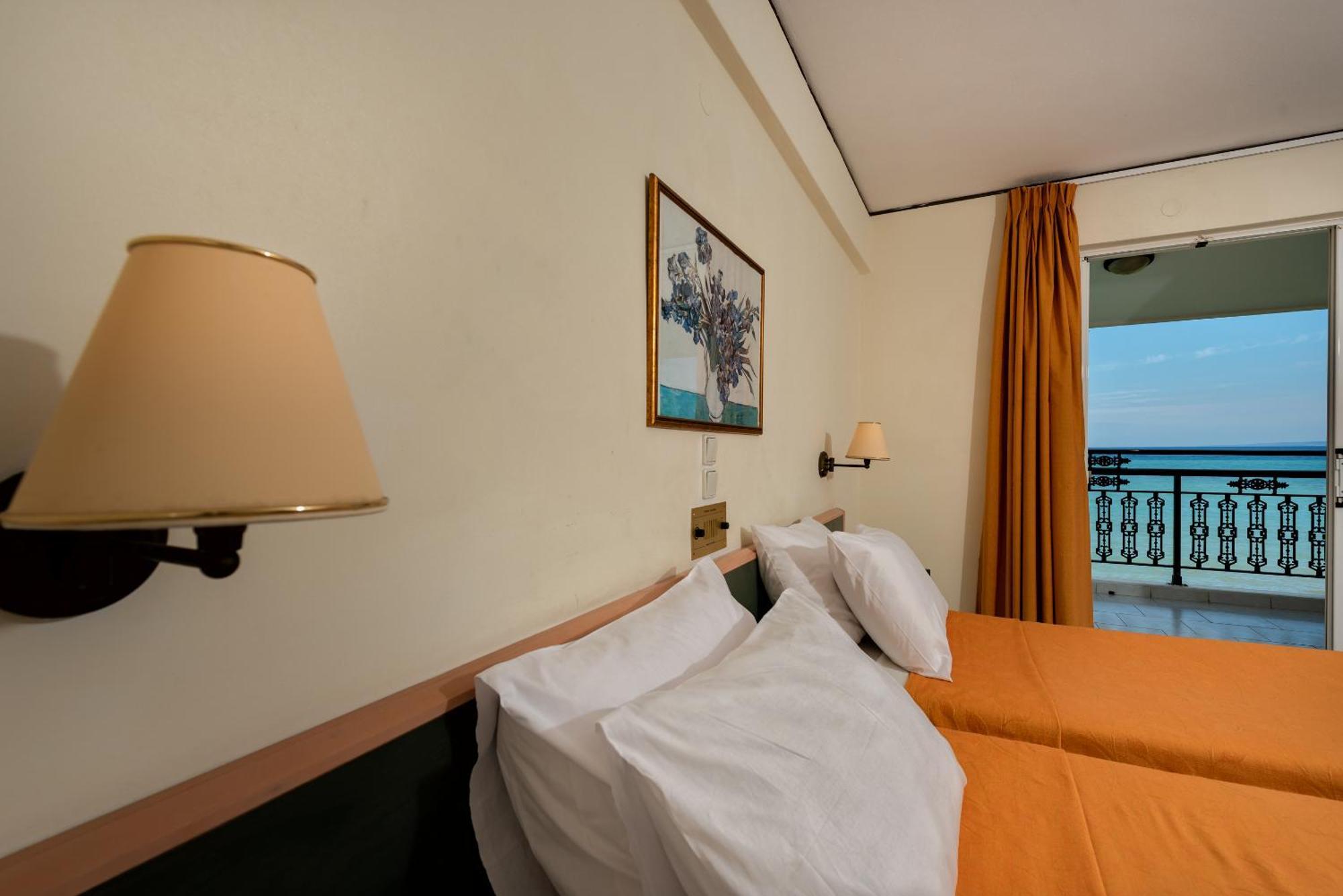 Hotel Porto Iliessa à Argassi Extérieur photo