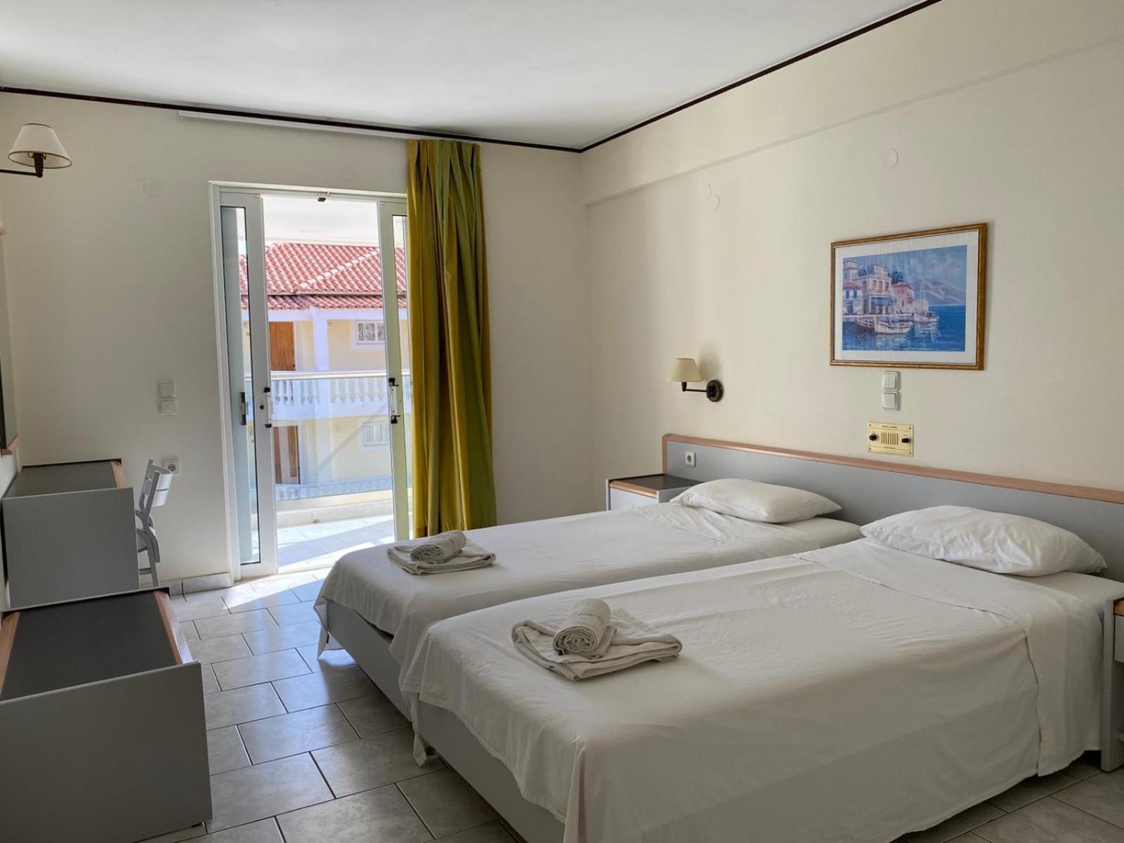 Hotel Porto Iliessa à Argassi Extérieur photo